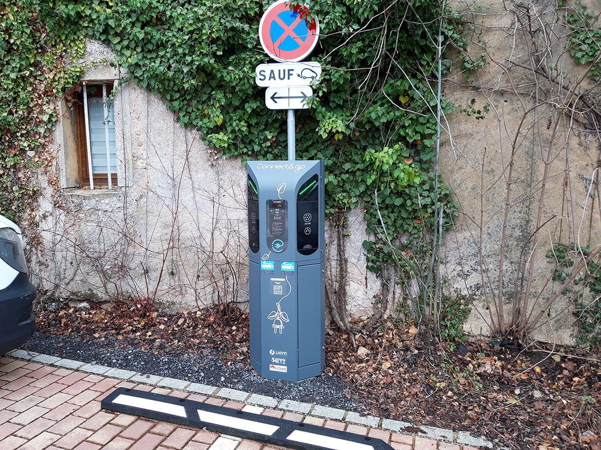 Borne Électrique